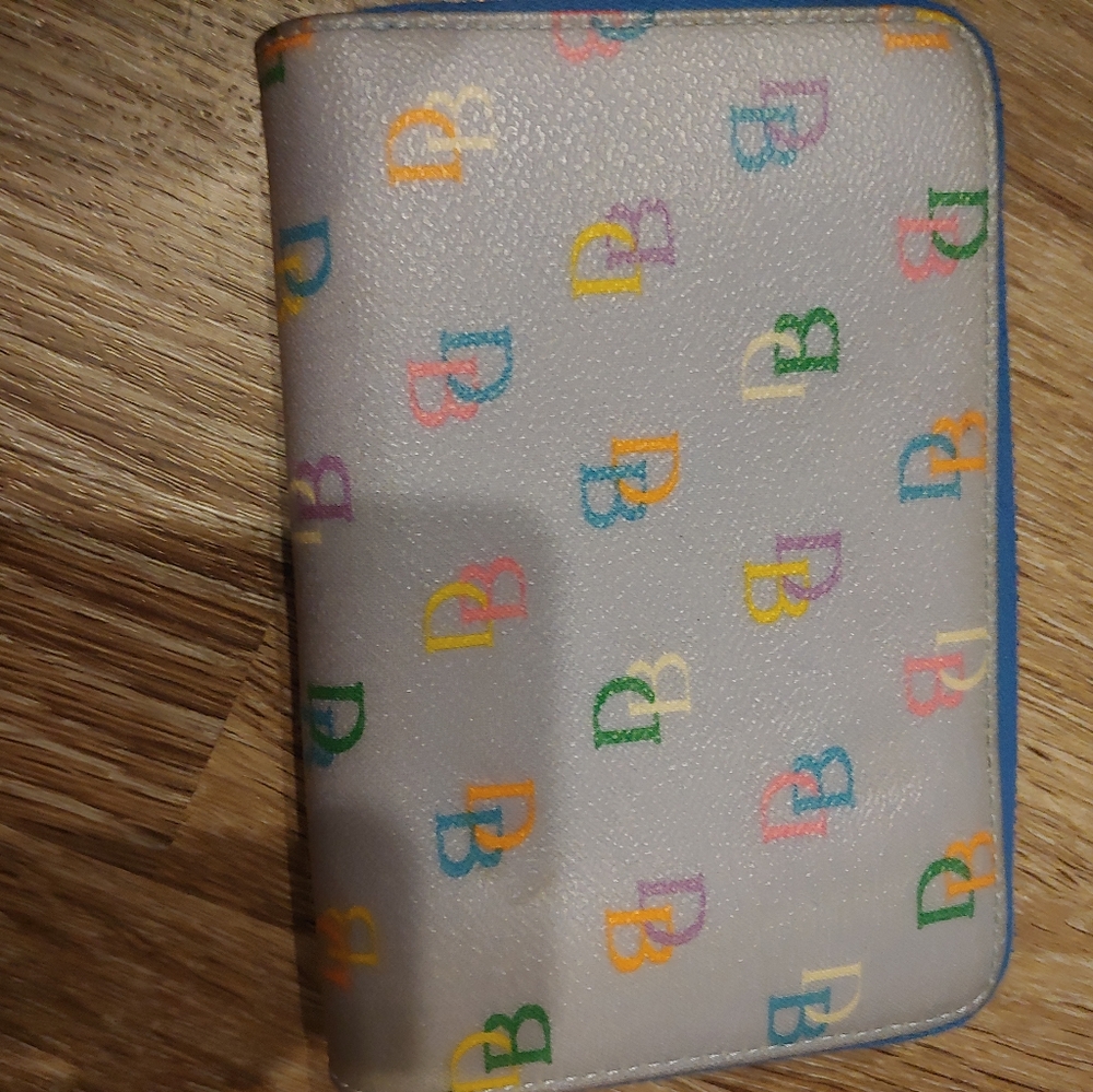 Dooney and Bourke small wallet
